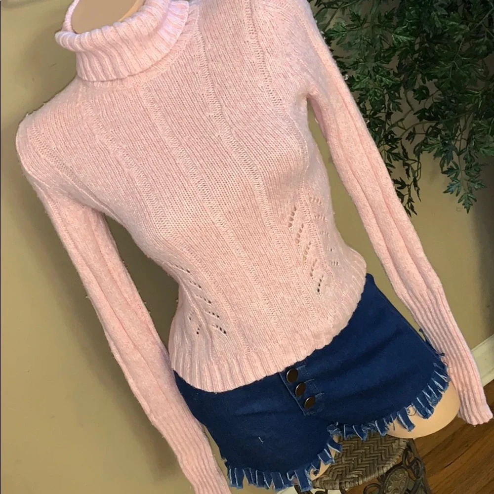 Vintage Express angora wool turtleneck minimalist feminine sweater pink small